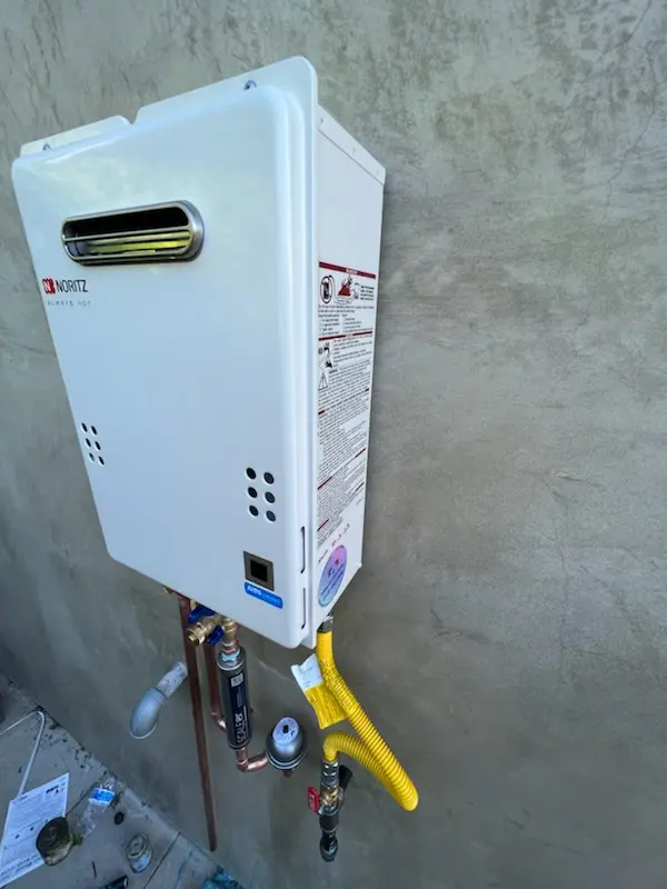 Tankless water heater installation for Port of Miami homes